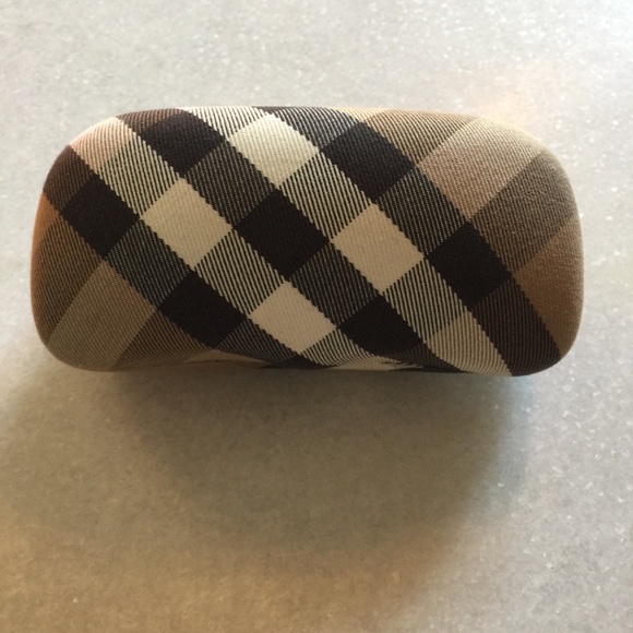 Authentic Burberry sunglasses - Picture 2 of 6